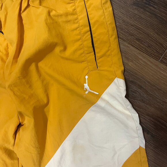 Retro Nike Jordan Nylon Pants Sport Basketball Yellow Gold Tapered Joggers Women - Picture 4 of 4